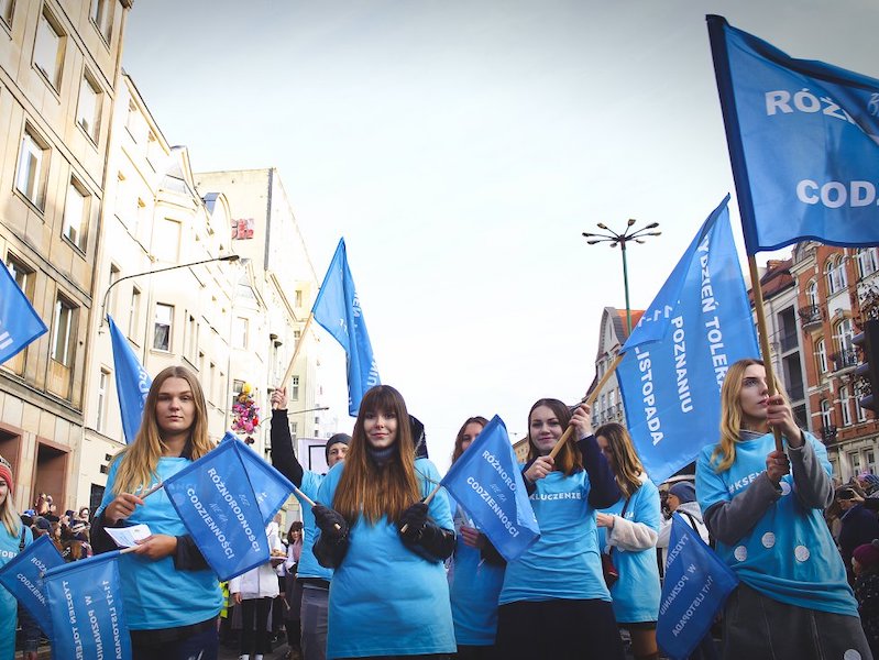 transparenty z nadrukiem na manifestacje i imprezy masowe